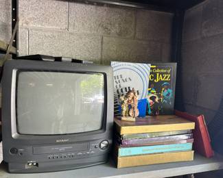 Sharp TV/VHS Combo