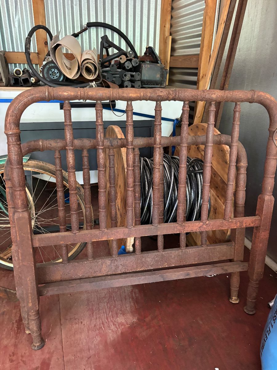 Vintage Metal Twin Bed