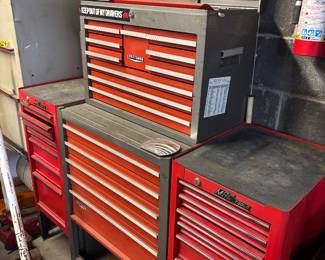Craftsman's Chest with two Mac side attachments