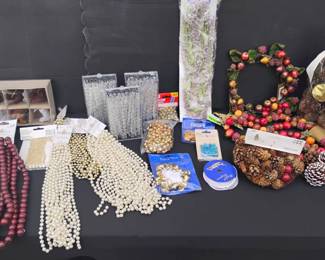 CT450Craft Christmas Mystery Lot