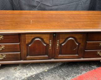 CT357Lane Cedar Chest 2