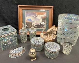 CT372Bathroom Bling