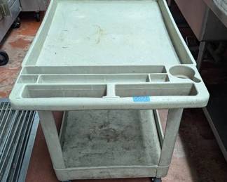 DBB501 - Rubbermaid Commercial Utility Cart.
