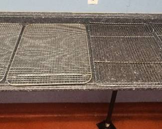 DBB523 - Wire Racks (7)