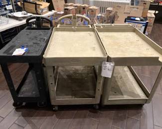 DBB241 Lot Rubbermaid Utility Carts