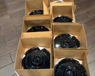 DBB242 Lot Commercial Grade 141/2 X 141/2 Three Section Appetizer Platters