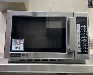 DBB375- Amana Commercial Microwave Oven