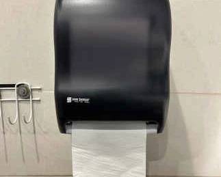 DBB611- San Jamar Paper Towel Dispenser