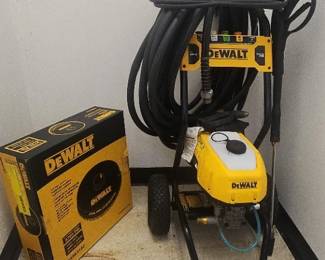 DBB549 - Power Washer