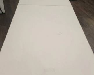 DBB099 - Lifetime 6-Foot Folding Table (1)