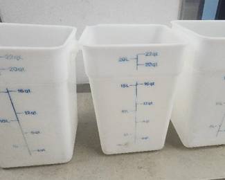 DBB505 - 22 Quart Plastic Containers