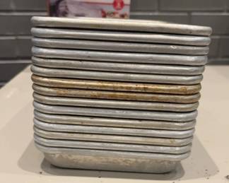 DBB197 Lot Commercial Grade Aluminum Baking Pans(15)