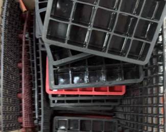 DBB318 Dri-deck Matting and Rubber Ice Trays