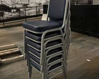 DBB706- (6) Metal Polyurethane Foam Pad Chairs
