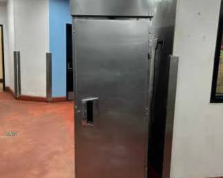 DBB493- Delfield Refrigerator