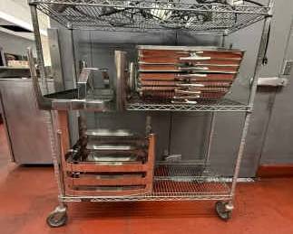 DBB582 IRSG Shelving Unit with Restaurant Serving Trays and Heating Lamps