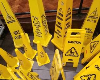 DBB039 - Caution Signage