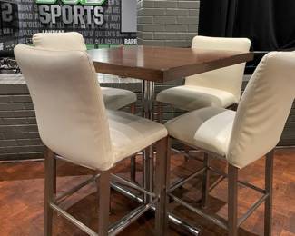 DBB023 - Bar Stools With Wooden Table