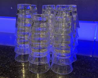 DBB115 - (39) 8 Oz Commercial Grade Beverage Glasses