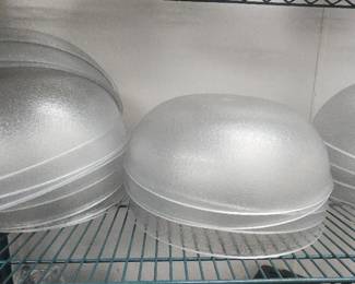 DBB512 - Large Lot of Plastic Salad Bowls