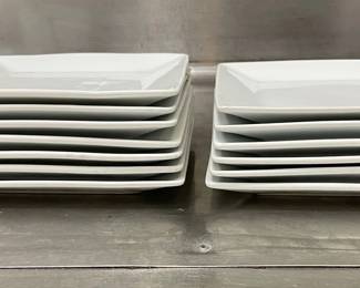 DBB366 - (13) 8 1/2” Square White Plates