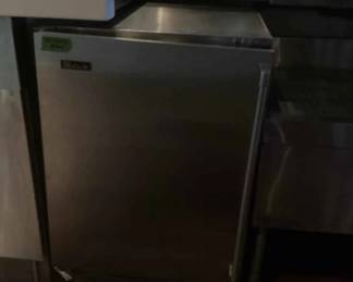 DBB738- Perlick Freezer