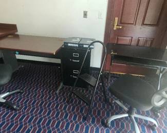 DBB568 - Office Furniture
