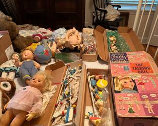 Good variety of 1960's dolls and Irmi products.