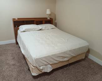 Ethan Allen queen bed