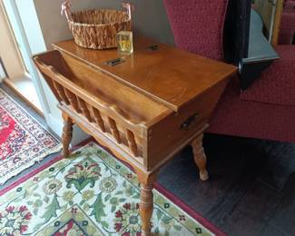 Ethan Allen side table with magazine rack