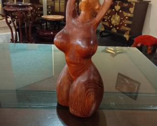 I like....wood carvings?