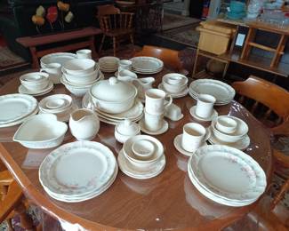 Pfaltzgraf stoneware dishes