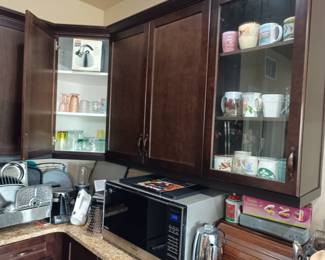 Microware, mugs and other glasses