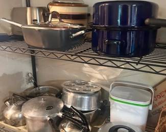 Vintage Crock, Crock Pots, Cake Pans, Pots, Pans, Bakeware
