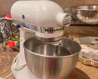 Kitchen Aide Mixer w/some Attachments