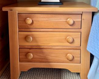 Pair of Broyhill bedside tables