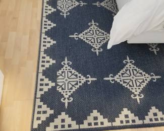 Rug
