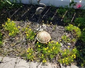 Garden decor