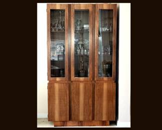 Milo Baughman Style Very Nice Mid Century Modern China Cabinet