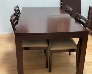 Ethan Allen table-70x38x31. 2 leaves-20” each