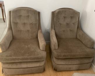 Pair of matching Cordova lounging chairs-28x36