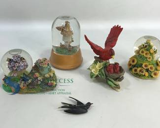 Decorative Snow Globes and Figurines