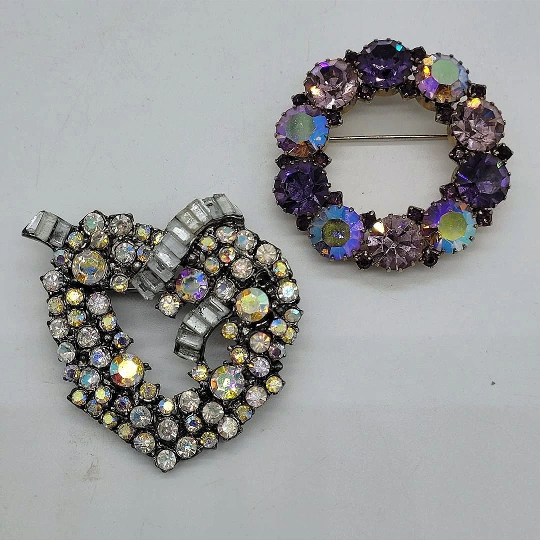 001 Two Vintage Brooches Rhinestone Heart Purple Rhinestone Circle