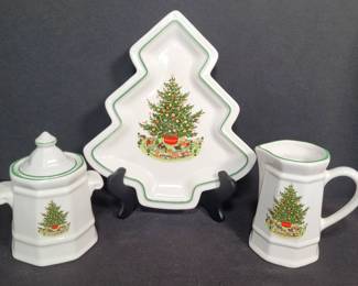 Pfaltzgraff Christmas Heritage Tree Shaped Cookie Plate Creamer and Sugar