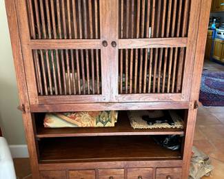 1PIE CHEST
