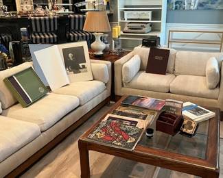 Very Clean & Nice Mid Century Modern Couch, Love Seat, Coffee Table