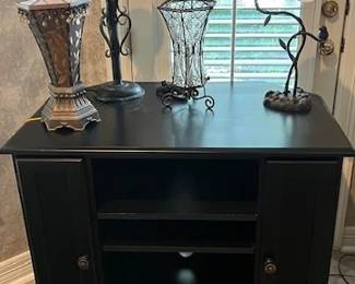 Beautiful Vintage Lamps & Chest