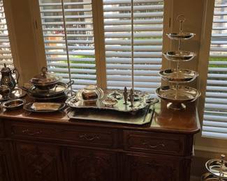 Excellent Thomasville Buffet & Beautiful Silver Plate items including Serving Trays and Coffee Servers.