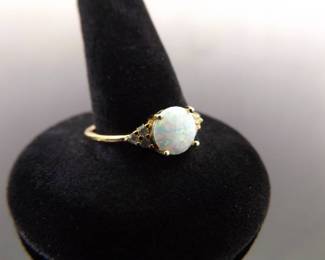 .925 Sterling Silver Opal Cabochon Crystal Vermeil Ring Size 8