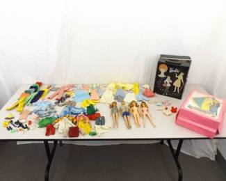 Lot of 1960's Barbie Midge, Allen, etc., Clothes, Carrying Case, Accessories, etc.
